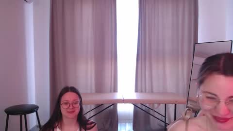 Elena online show from 04/27/26, 07:06