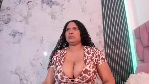 elena_wolff online show from 11/19/25, 12:05