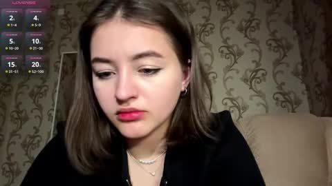 Mia online show from 03/09/26, 06:12