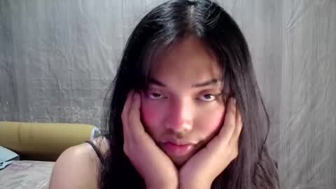 elenacum online show from 10/10/25, 12:48