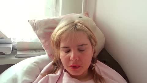 Snapshot of elenaflirt chatting on 02/04/26, 11:27 Elena online show from 02/04/26, 11:27