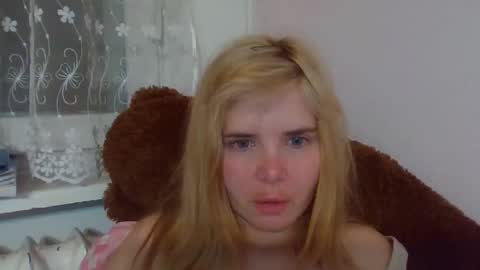 Snapshot of elenaflirt chatting on 02/28/26, 06:31 Elena online show from 02/28/26, 06:31