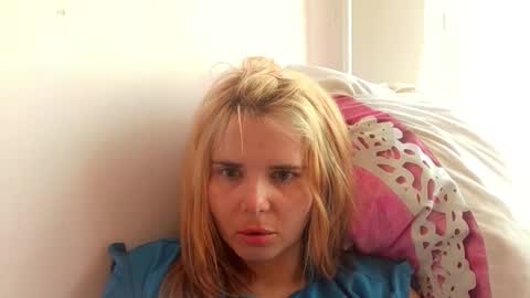 Elena online show from 03/19/26, 01:59