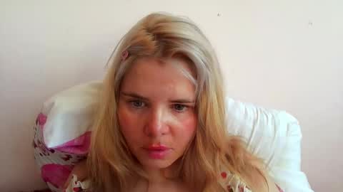 Elena online show from 04/18/26, 10:30