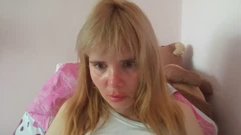 Snapshot of elenaflirt chatting on 07/26/26, 02:46 Elena online show from 07/26/26, 02:46