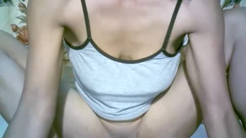 elenah013 online show from 02/15/26, 07:51