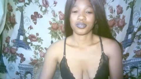 Snapshot of elenah0123 chatting on 04/27/26, 11:19 elenah013 online show from 04/27/26, 11:19
