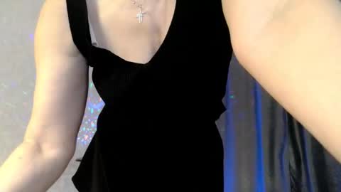 elenaza online show from 01/19/25, 08:09