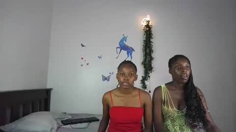 Snapshot of eleniedoll chatting on 02/18/26, 11:11 eleniedoll online show from 02/18/26, 11:11