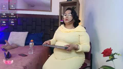 elenna_boobs_ online show from 03/08/26, 03:21