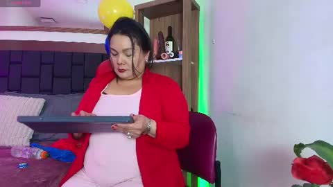 Snapshot of elenna_boobs_ chatting on 07/14/26, 03:11 elenna_boobs_ online show from 07/14/26, 03:11