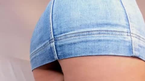 Elena  online show from 04/09/26, 01:16