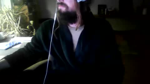 Snapshot of elephantfox chatting on 10/12/25, 10:58 fox online show from 10/12/25, 10:58