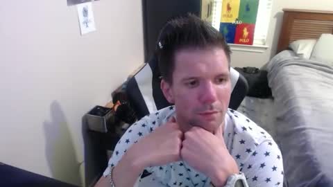 Walker online show from 09/20/25, 05:14