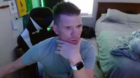 Walker online show from 12/02/25, 05:41