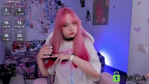 Kira online show from 04/19/26, 08:55