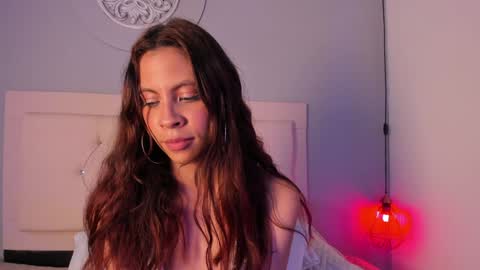 Snapshot of elevensky_ chatting on 02/05/25, 01:47 Elevensky online show from 02/05/25, 01:47