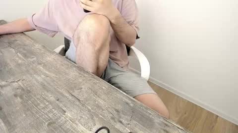 Snapshot of elf_cats chatting on 12/18/25, 12:33 elf_cats online show from 12/18/25, 12:33