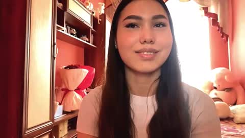 Sofia online show from 10/14/25, 09:10