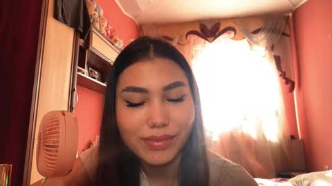 Sofia online show from 10/16/25, 07:42