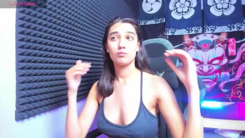 Snapshot of elfy_rare chatting on 10/14/25, 03:24 Elfy online show from 10/14/25, 03:24