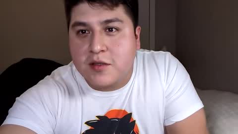 Snapshot of elgotti13 chatting on 12/18/25, 05:13 elgotti13 online show from 12/18/25, 05:13