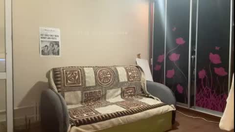 eli_sweetaura online show from 08/07/26, 05:48