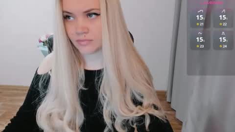 Snapshot of elia_ chatting on 12/09/24, 08:00 Ella online show from 12/09/24, 08:00