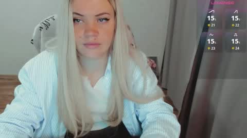 Snapshot of elia_ chatting on 11/10/25, 06:45 Ella online show from 11/10/25, 06:45