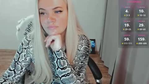 Snapshot of elia_ chatting on 11/12/25, 06:58 Ella online show from 11/12/25, 06:58