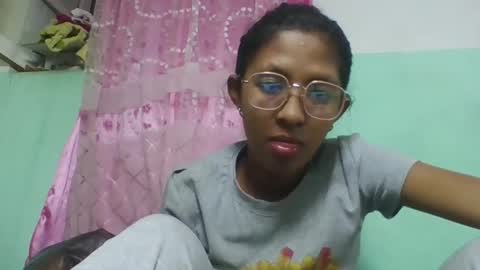 eliah193653 online show from 04/03/26, 06:00