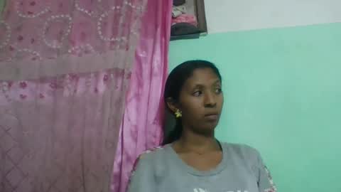 eliah193653 online show from 04/22/26, 08:28