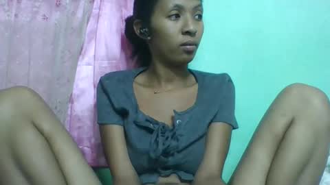 eliah193653 online show from 04/24/26, 07:55