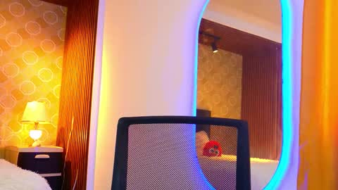 Elian online show from 03/12/26, 06:03