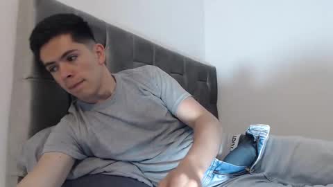 Snapshot of elian_tg chatting on 09/22/25, 11:18 Elian online show from 09/22/25, 11:18