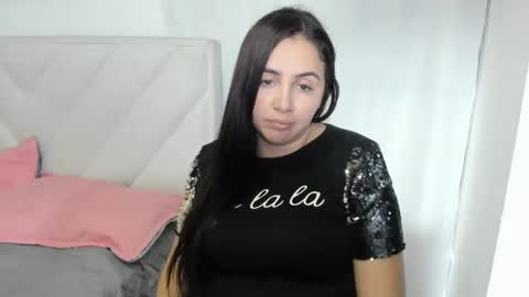 Snapshot of eliana_garcia chatting on 02/16/25, 04:53 eliana_garcia online show from 02/16/25, 04:53