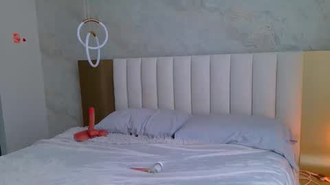 Eliana Bort online show from 04/24/26, 05:48