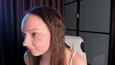 Ella online show from 12/06/24, 09:21