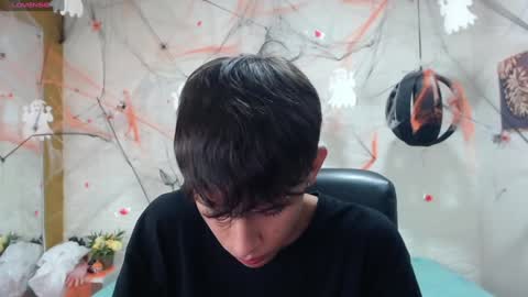 E L I A S online show from 12/05/24, 07:38