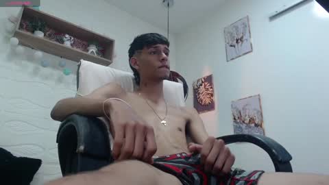 E L I A S online show from 01/07/25, 08:13