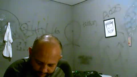 eliasseth online show from 04/05/26, 07:16