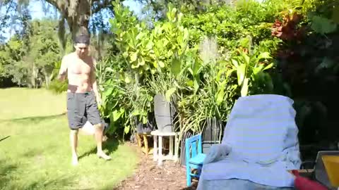 eliberator online show from 09/16/25, 07:59