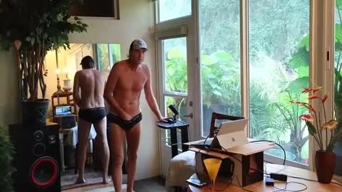 eliberator online show from 10/05/25, 07:01