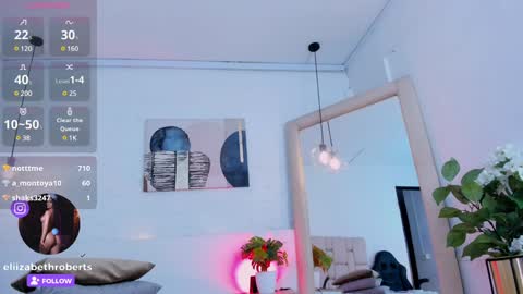 Snapshot of eliizabeth_roberts chatting on 12/16/24, 07:26 E L I I Z A B E T H online show from 12/16/24, 07:26