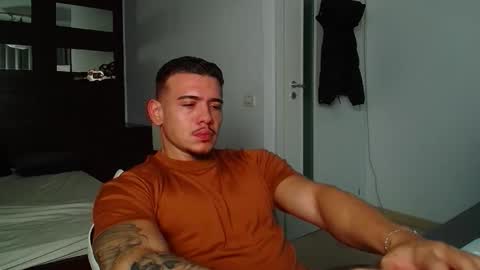 ElijahThorne online show from 12/02/25, 05:46