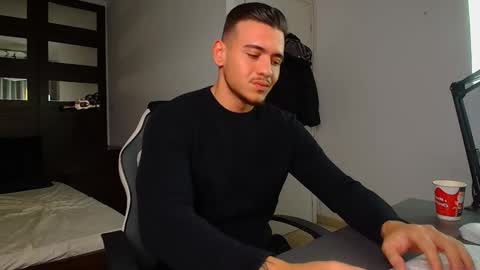 ElijahThorne online show from 01/10/26, 08:38