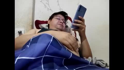 elimposstor online show from 12/22/25, 02:47