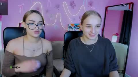 Elin online show from 05/13/26, 05:49