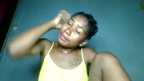 elina981 online show from 03/18/26, 09:01