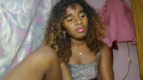 elina981 online show from 04/22/26, 07:26